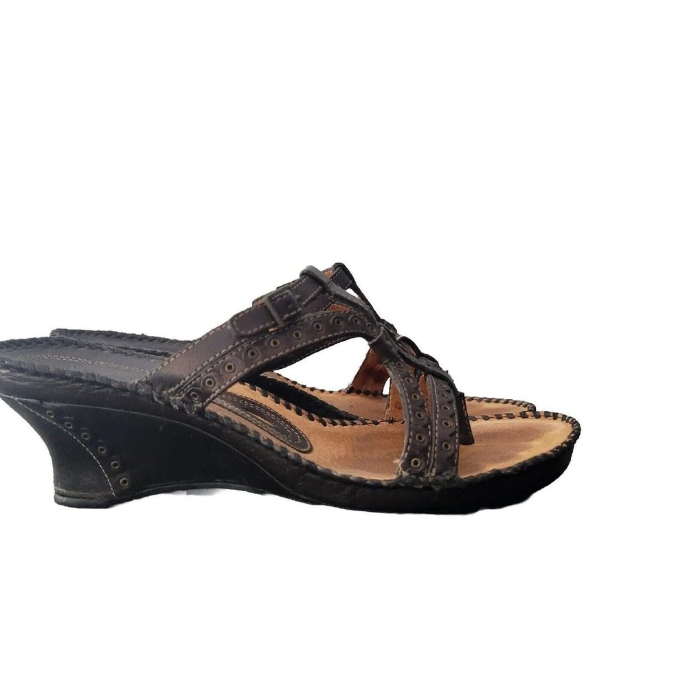 Clarks Artisan Sandals Brown Womens sz 7.5